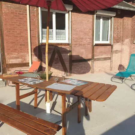 Notre Nid - Grande Terrasse Privee En Bord De Mer, Au Coeur Du Quartier Historique Du Treport ! Wifi Le Treport Exterior photo
