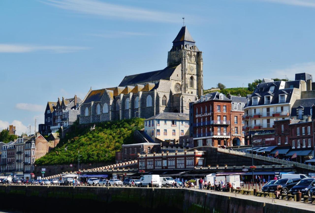 Notre Nid - Grande Terrasse Privee En Bord De Mer, Au Coeur Du Quartier Historique Du Treport ! Wifi Ferienhaus Le Tréport